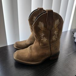 10c Cowgirl Boots 