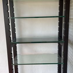 Glass shelving System 