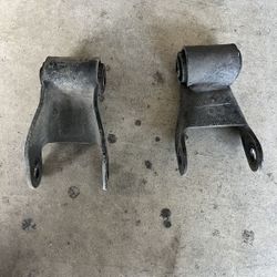 Shackles GMC/Chevy 99 And UP