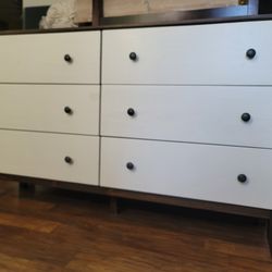 Ikea Dresser En Buenas Condiciones 