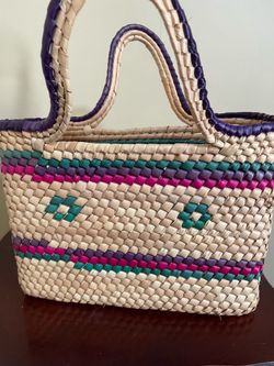 Woven tote