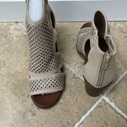 MIA  Boot Style Sandals