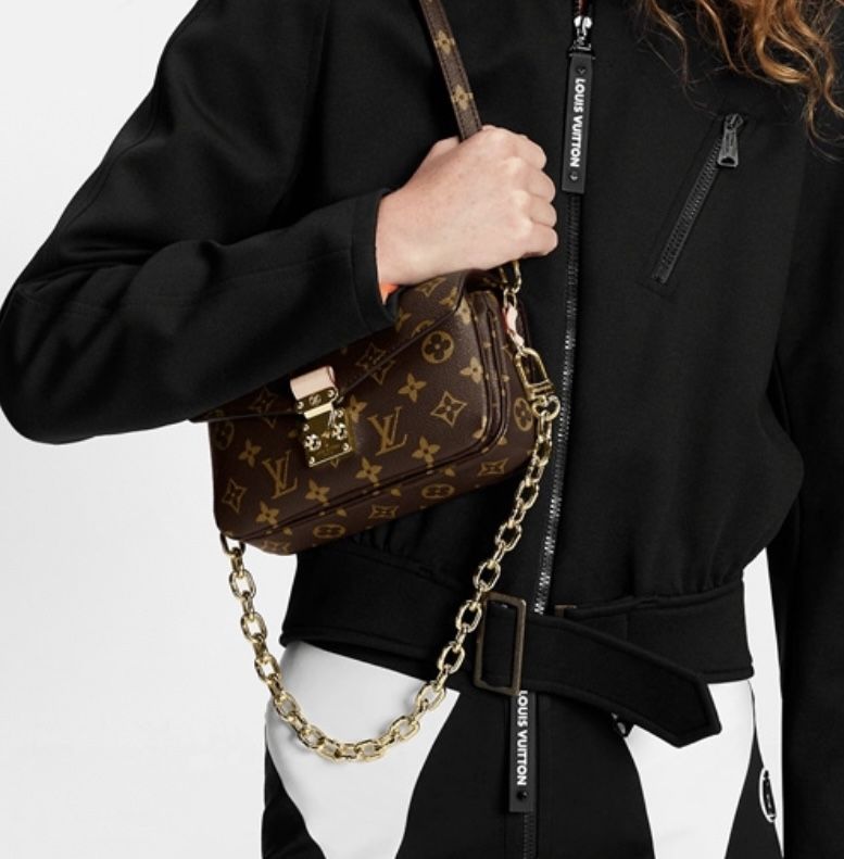 LOUIS VUITTON Pochette Metis East West Classic Old Flower Detachable Shoulder Strap(794)67