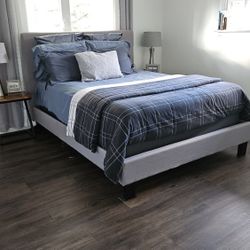 Queen Gray Linen Bed