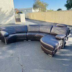 Leather Sectional  Sofa (brown)
