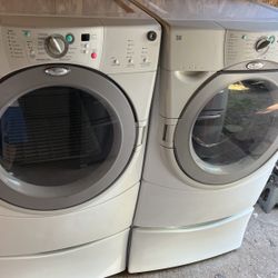 Washer And Dryer Wrilpool 