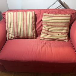 *FREE *USED LOVESEAT- PULL OUT BED 