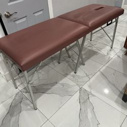 Foldable Massage Table 