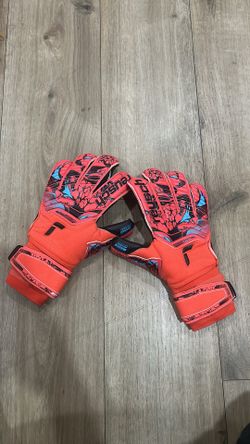 Reusch goalie gloves