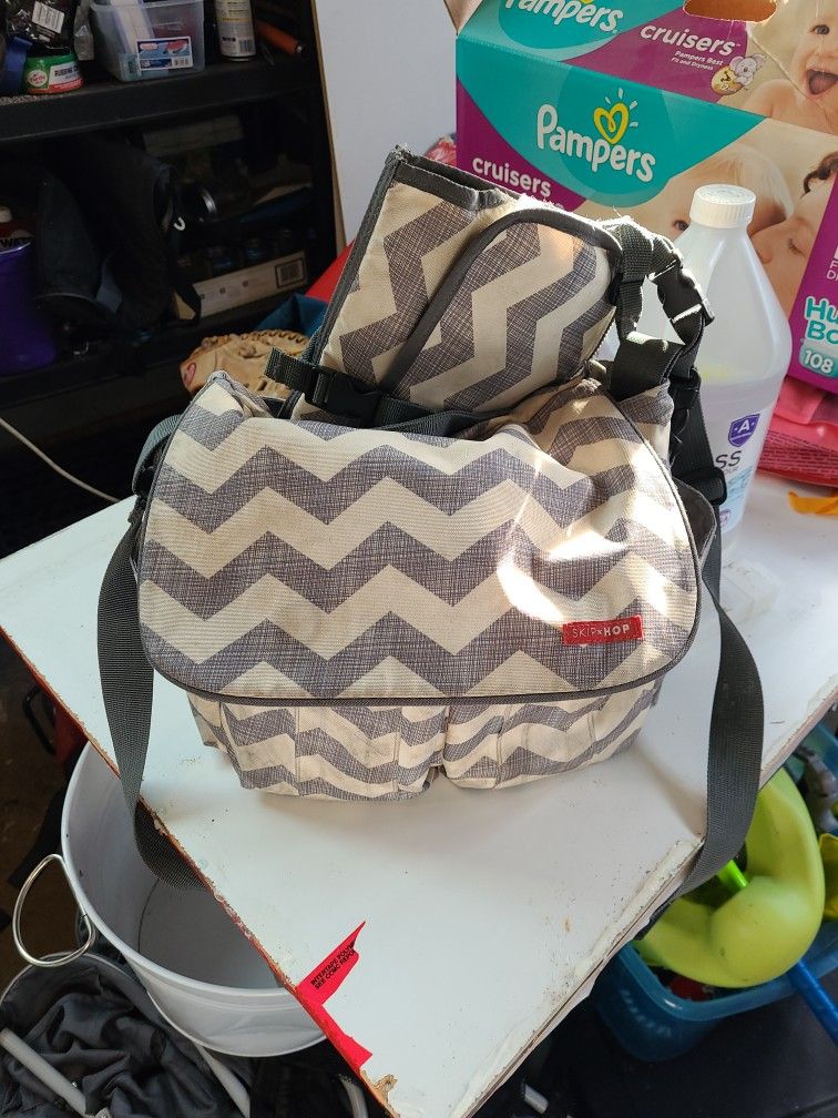 Well Loved Skip Hop Diaper Bag And Changing Pad