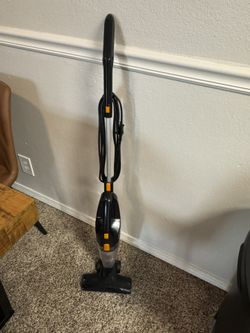Compact Vacuum Cleaner
