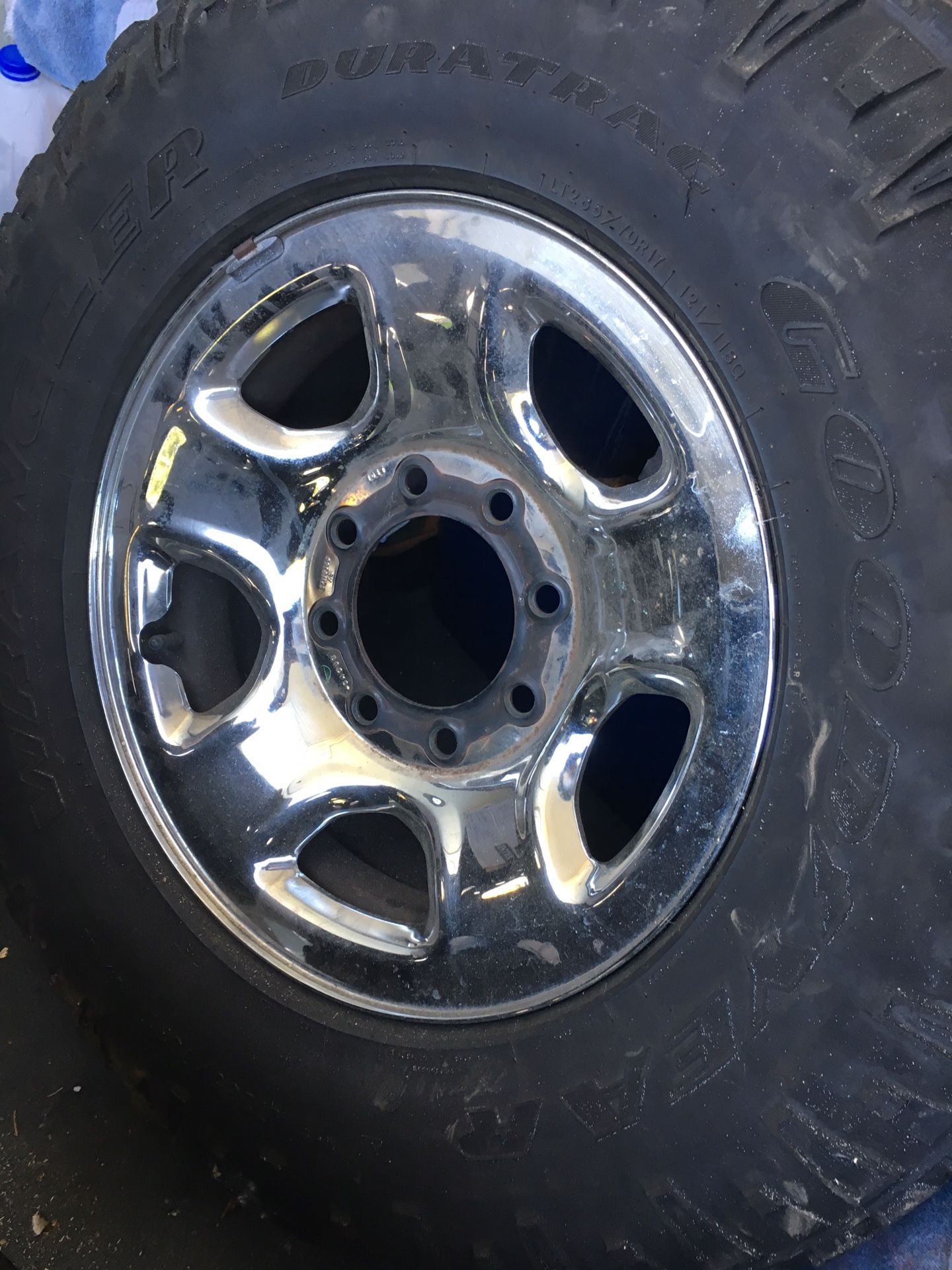 17 inch Dodge rim