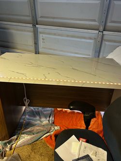 Computer work desk