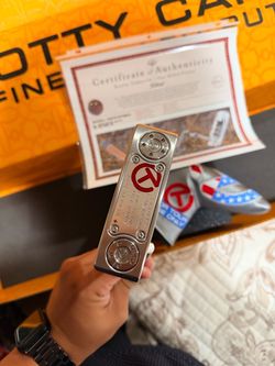 Scotty Cameron Circle T 34” Masterful + buttonback putter