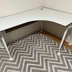Corner Desk