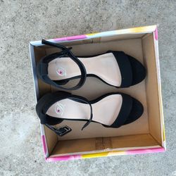 Women Heels Shoes Black Size 61/2