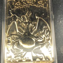 Limited Edition Pokémon 23k Gold-plated Charizard Card & Poke Ball Complete 