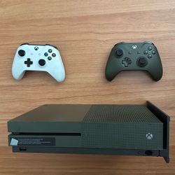 Xbox One S Halo Edition Console – Used – Excellent Condition