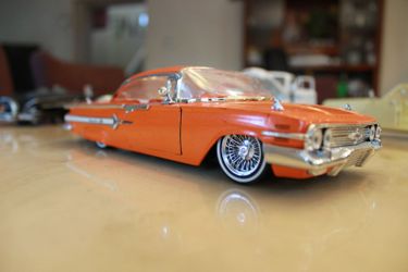 Carrito Colección 1960 Chevrolet Impala Street Low Jada 1/24