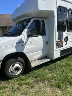 2013 Ford E-350. 200,172 Miles