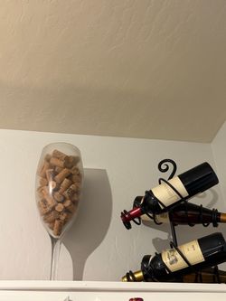 Black Metal Wine Rack, Large Wine glass and wine corks