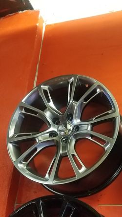 Brand new Srt 20x9 et35 rims fit jeep dodge