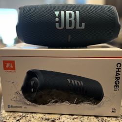 JBL Charge 5 – Blue