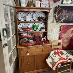 Small Vintage 1940s Hutch