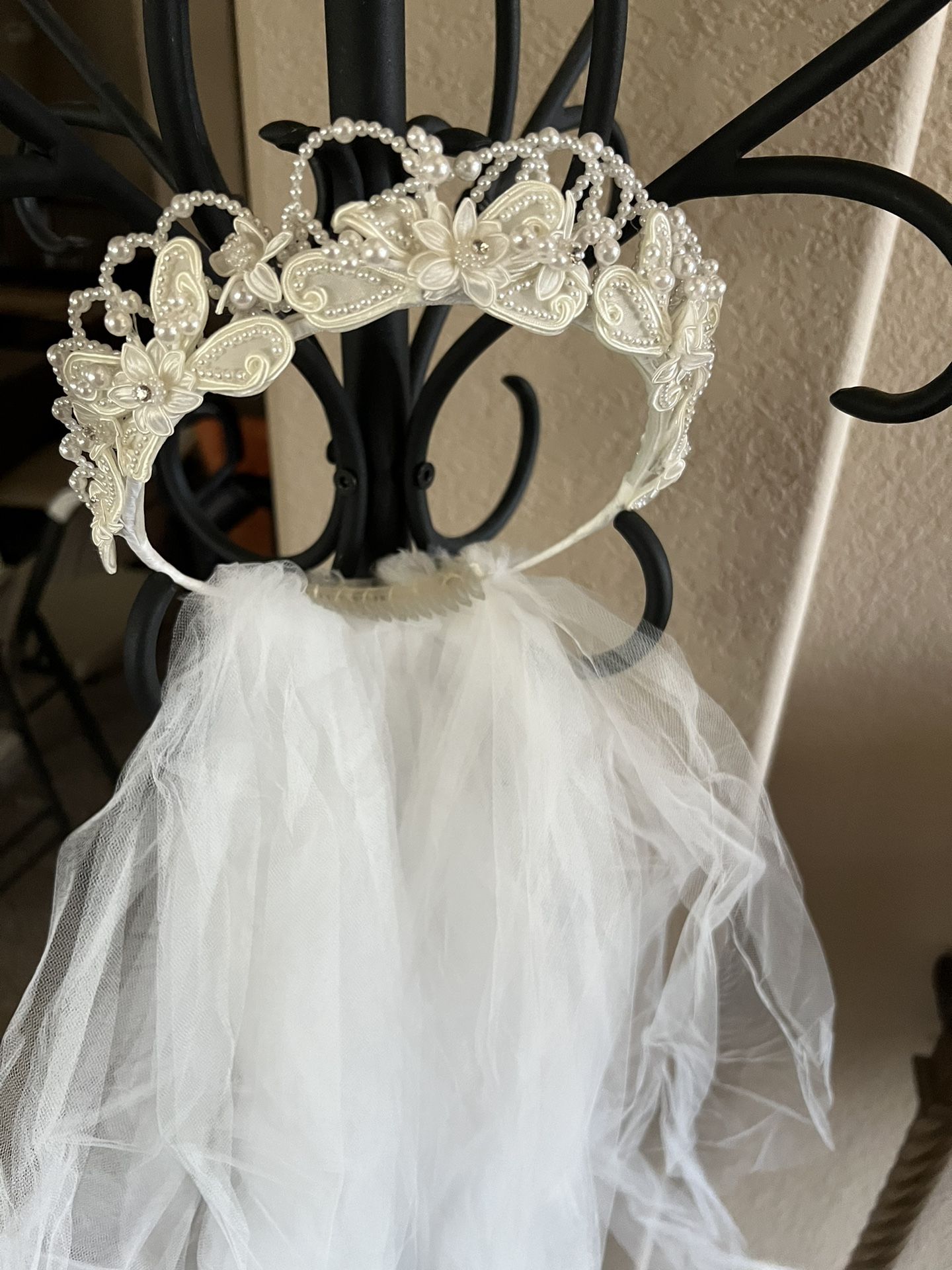 Bridal Crown With Veil