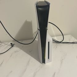 Barely Used PlayStation 5. (no Controller)