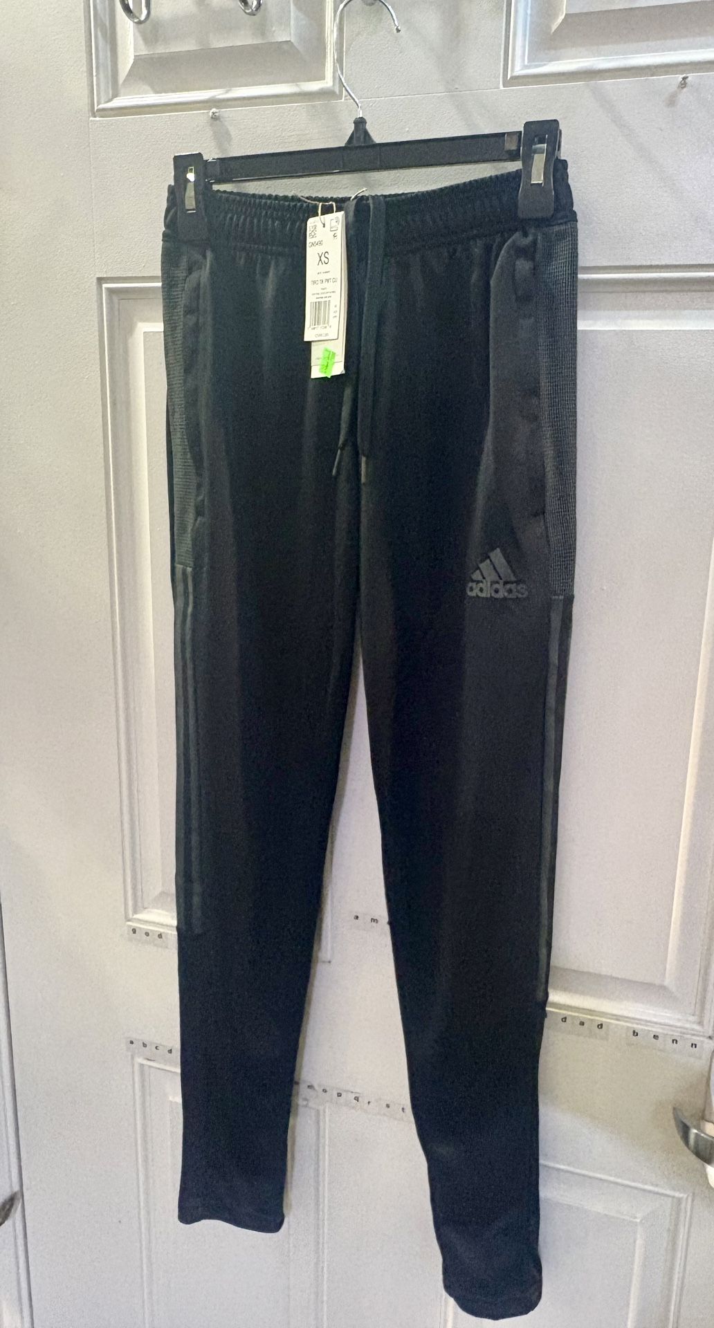 Adidas Track Pants Mens Medium Black Ankle Zip Leg Gym Athletic Sweatpants Sport