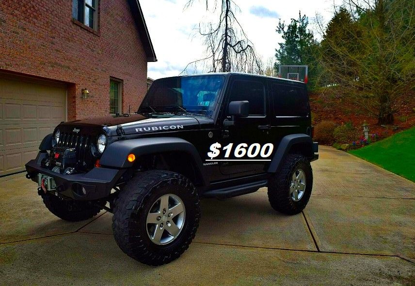 Selling a gently used 2010 Jeep Wrangler-4WD 