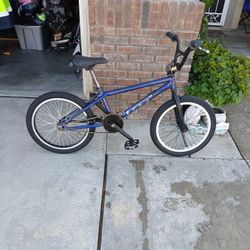 For Sale 1994 GT Freestyle BMX Bike,Used But Still In Good Condition. Please See Pictures For More Details.