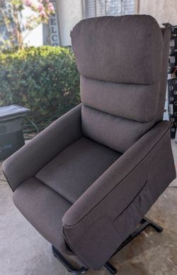 Great Condition Recliner Chair - 92126