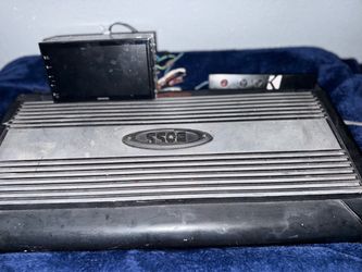 Kenwood DMX115BT stereo /Kenwood subwoofer  10” and Boss amp chaos wired amp