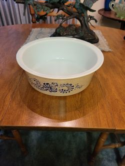 Vintage Pyrex Big bertha 4 Qt  #664 Dish, bowl, casserole.
USA