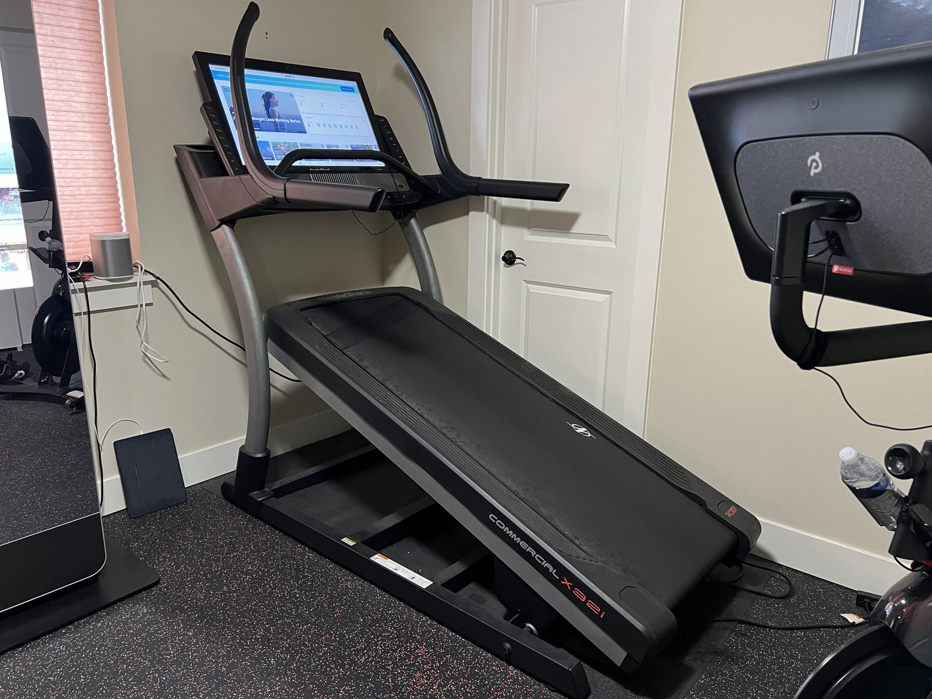 NordicTrack Commercial X32i Treadmill Incline Trainer