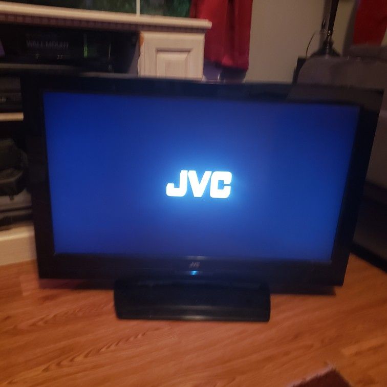 32 inch Flat Screen TV JVC