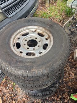 Chevy rims and tires 8 lug