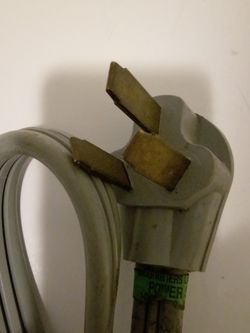3 Prong Dryer Cord 4" By Electricord
