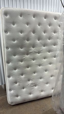 Queen mattress