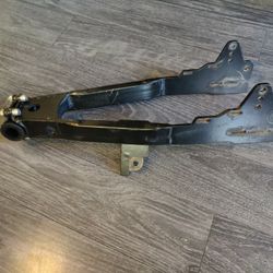 ONYX RCR Swingarm with Mount
