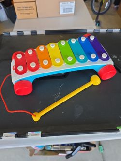 Fisher-Price Classic Pull-Along Xylophone Toy