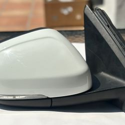 2015 Volvo S60 Right Passenger Side Mirror Assembly White 11 Pin