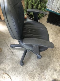 Offer up office chairs sale