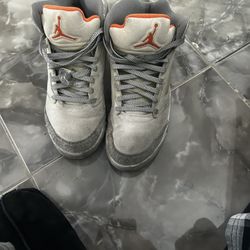 Jordan 5 SIZE 9