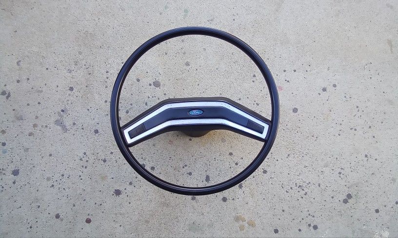 78-86 Ford Trucks Steering Wheel Part 