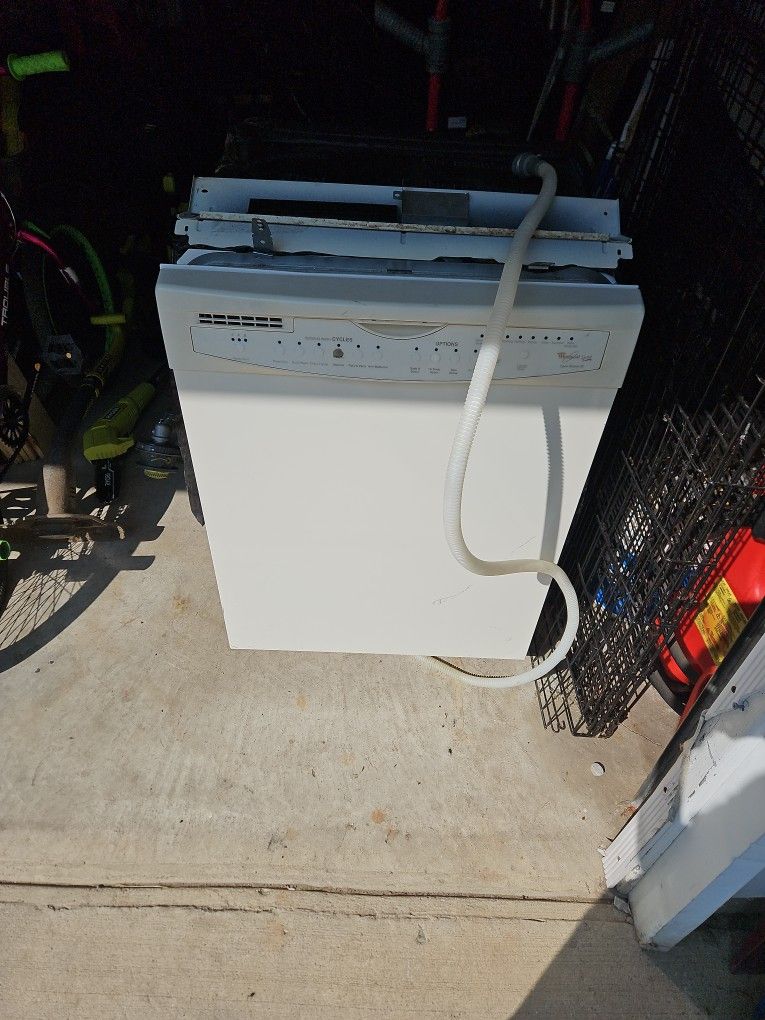 Whirlpool Dishwasher