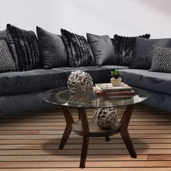 Elegant Black Sectional With A Lounge Chaise 