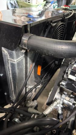 Tri flow radiator - triple pass GM universal radiator